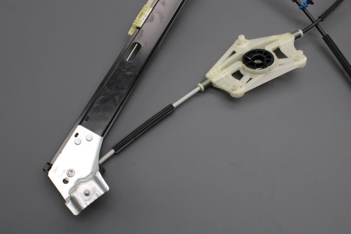 SEAT CUPRA Leon 2020-on front window regulator (right) 5FA837462D