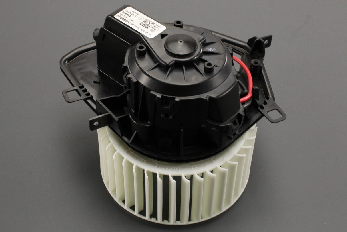 VW Transporter T5.1 2016-20 RHD heater blower fan motor 7E6820021B