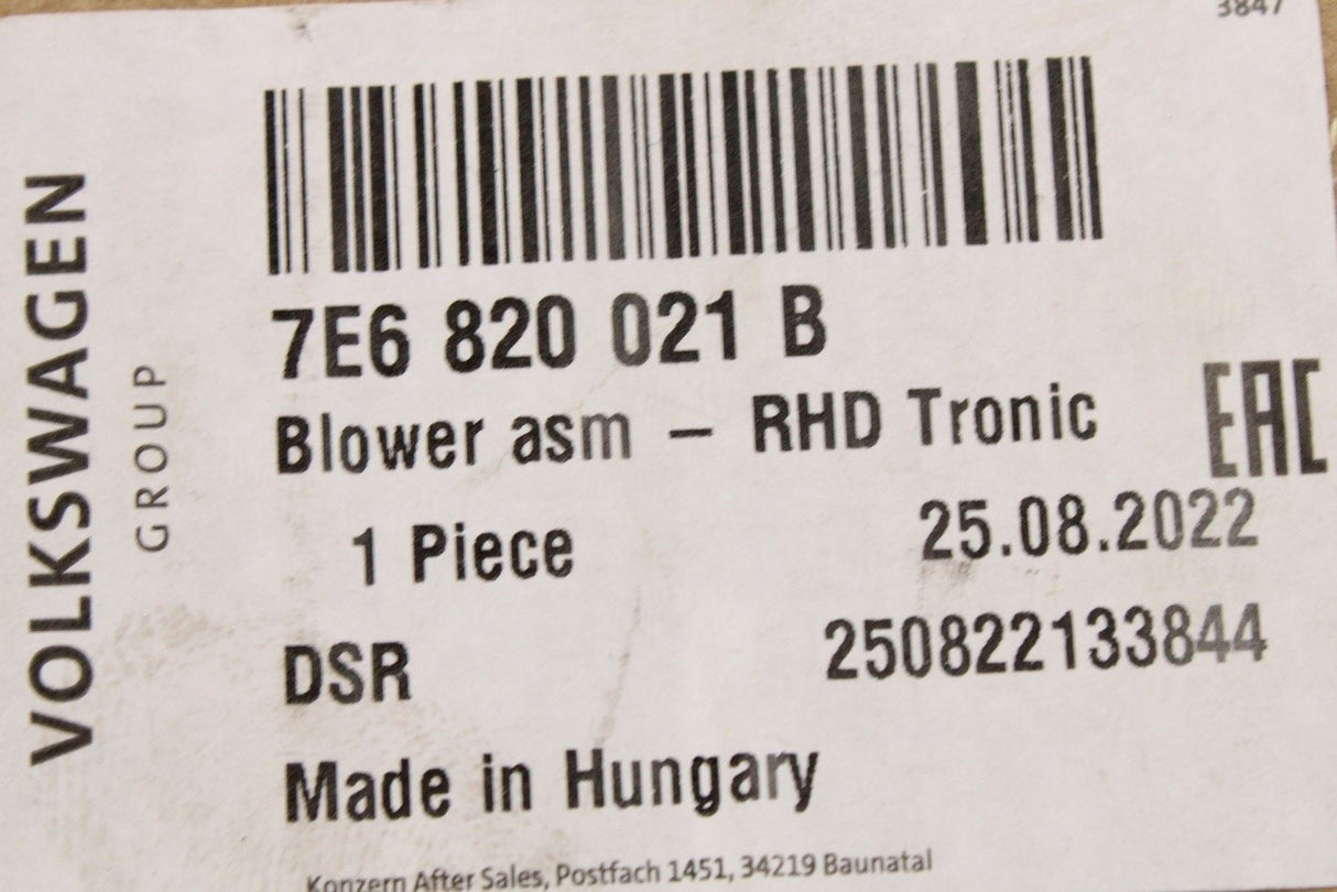 VW Transporter T5.1 2016-20 RHD heater blower fan motor 7E6820021B