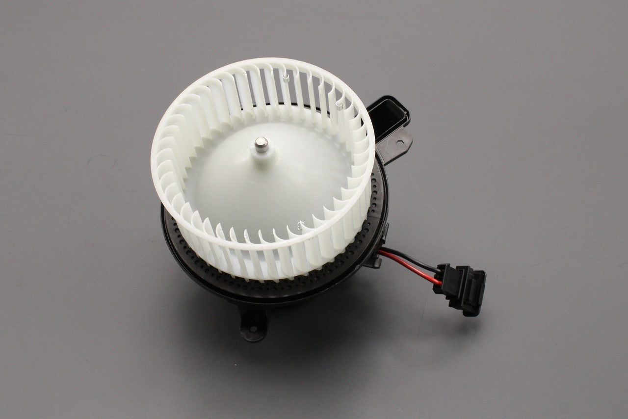 VW Polo 18-on Taigo 22-on SEAT Ibiza Arona heater fan (LHD