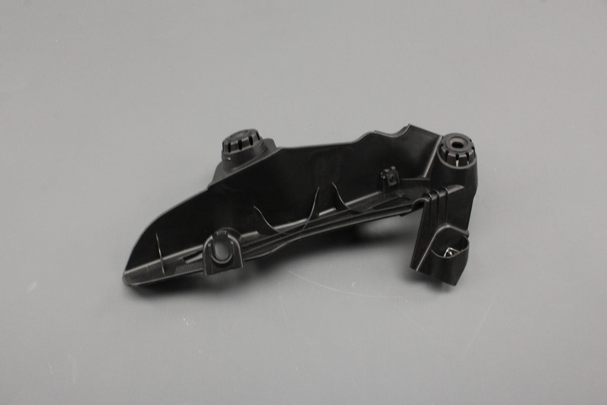 VW Tiguan Audi Q2 RSQ3 Skoda SEAT 2014-on RHD footrest bracket 5QC864767, view 1