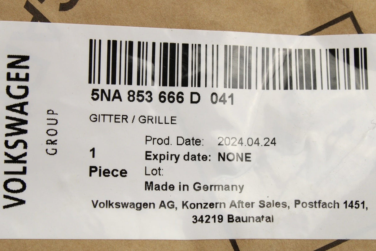 VW Tiguan R-Line 2022-24 bumper vent grille (front right) 5NA853666D 041