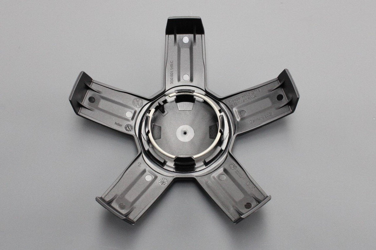 VW Golf MK7.5 Passat B8 Tiguan Touran wheel centre cap 3G0601149C XQI