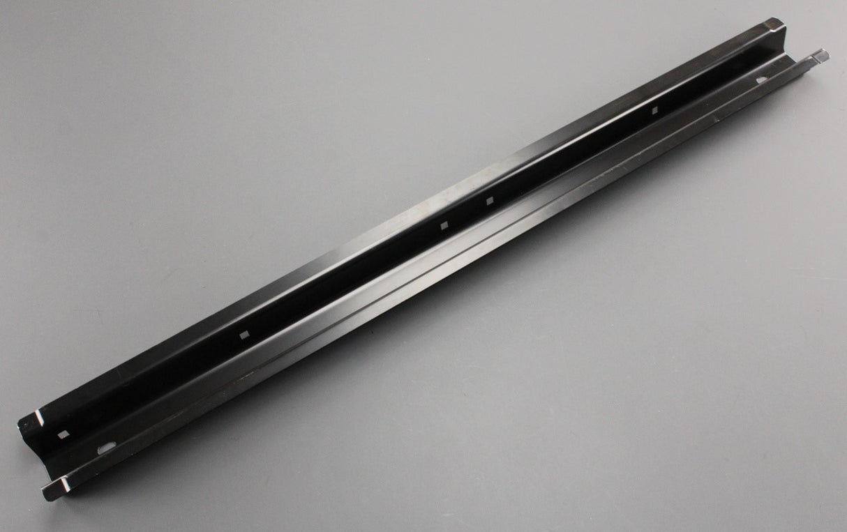 VW Crafter 2017 -on outer sill side member (middle) 2N0801253A