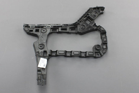 VW Passat B8 2015-21 saloon rear bumper guide piece (right) 3G5807376