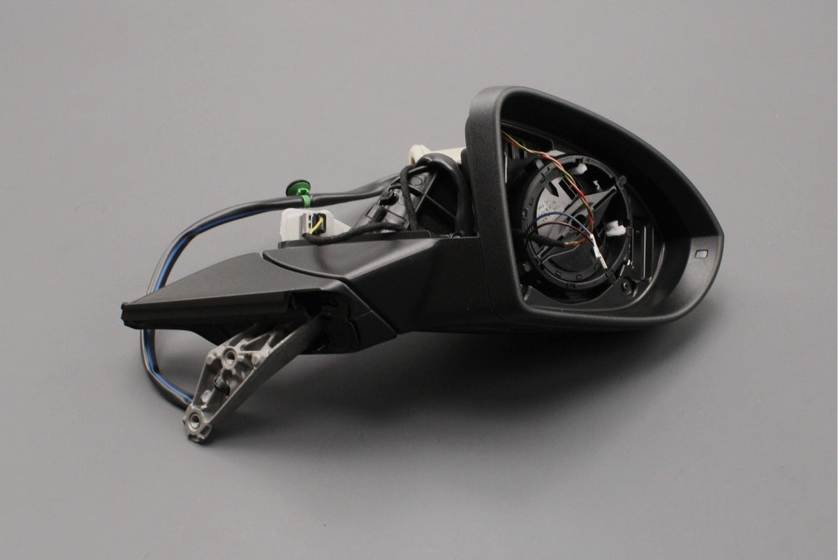 VW Golf MK7 MK7.5 2013-20 wing mirror housing (right) 5G2857508BG 9B9, view 1