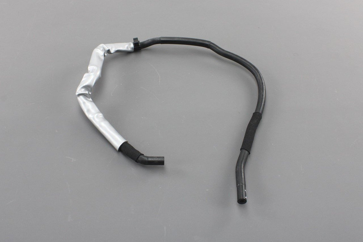 VW Touareg Audi Q7 2006-2015 coolant reservoir hose 3.0 TDI 7L6122447BM