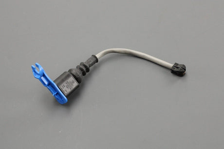 VW Golf MK7 Audi A3 Q2 Skoda SEAT Leon brake pad wear sensor 8V0615437