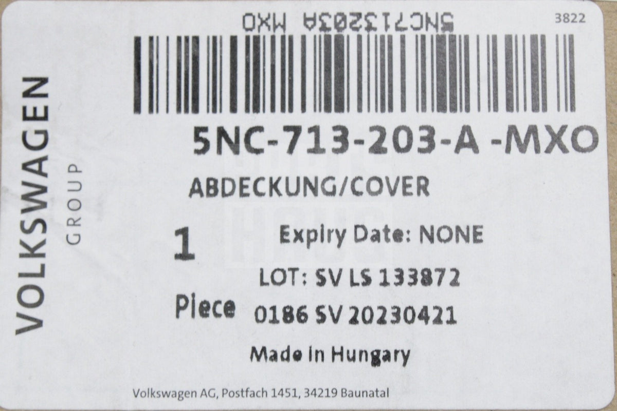 VW Tiguan 16-24 RHD DSG gear shift knob and gaiter 5NC713203A MXO