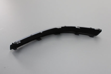 VW Passat B5.1 2001-05 front bumper corner strip (right) 3B0807718B GRU