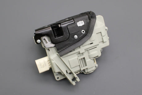 VW Touareg Audi A4 A5 Q3 Q5 RHD front door lock latch (left) 8J2837015A