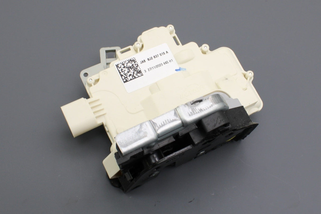 VW Touareg Audi A4 A5 Q3 Q5 RHD front door lock latch (left) 8J2837015A