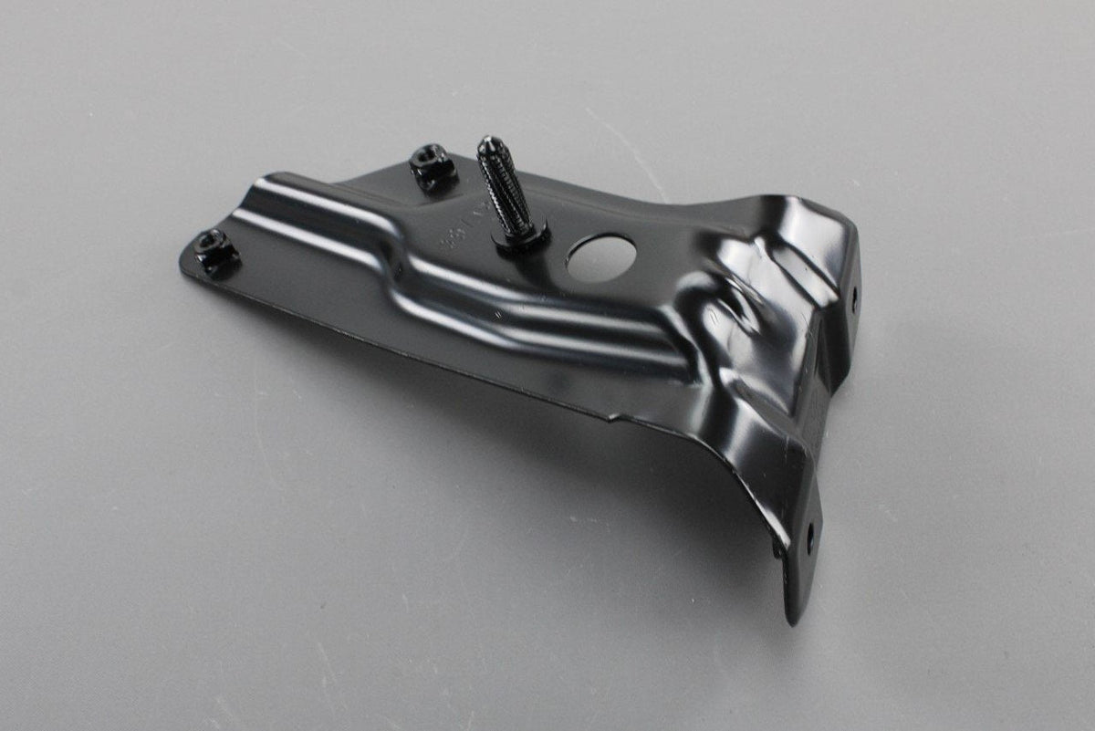 VW Golf MK5 2004-08 inner front wing bracket support (left) 1K6821135, view 1