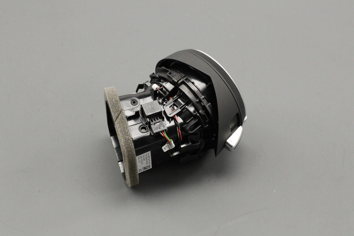 Audi TT TTS TTRS 2015-on RHD dashboard air vent (right) 8S2820902 HJU