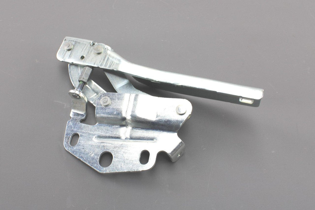 VW Passat B7 2011-15 bonnet hinge (right) 3AA823302