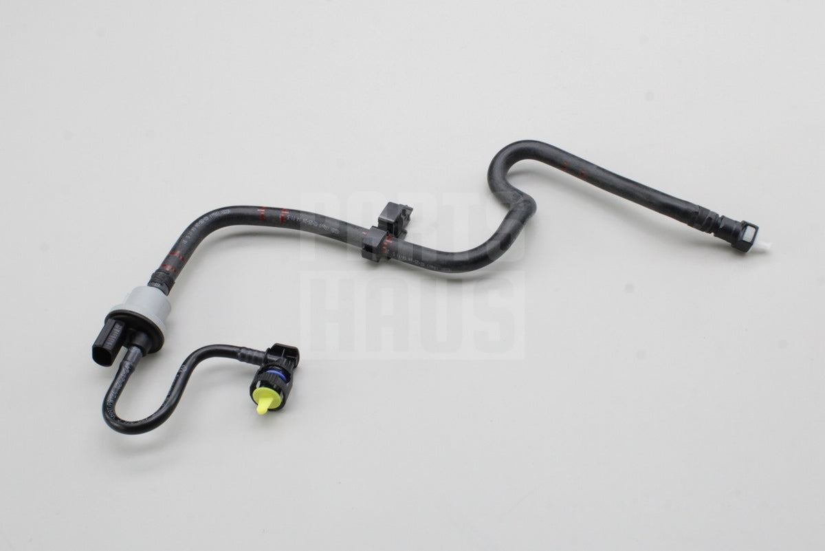 VW Audi Skoda SEAT CUPRA 1.5 TSI cylinder head breather hose 05E133366C