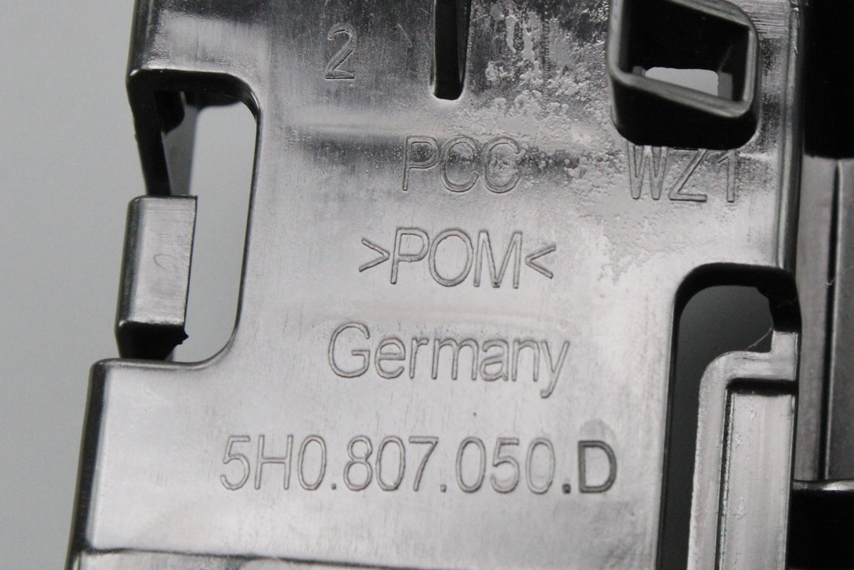 VW Golf MK8 2020-on front bumper bracket guide (right) 5H0807050D