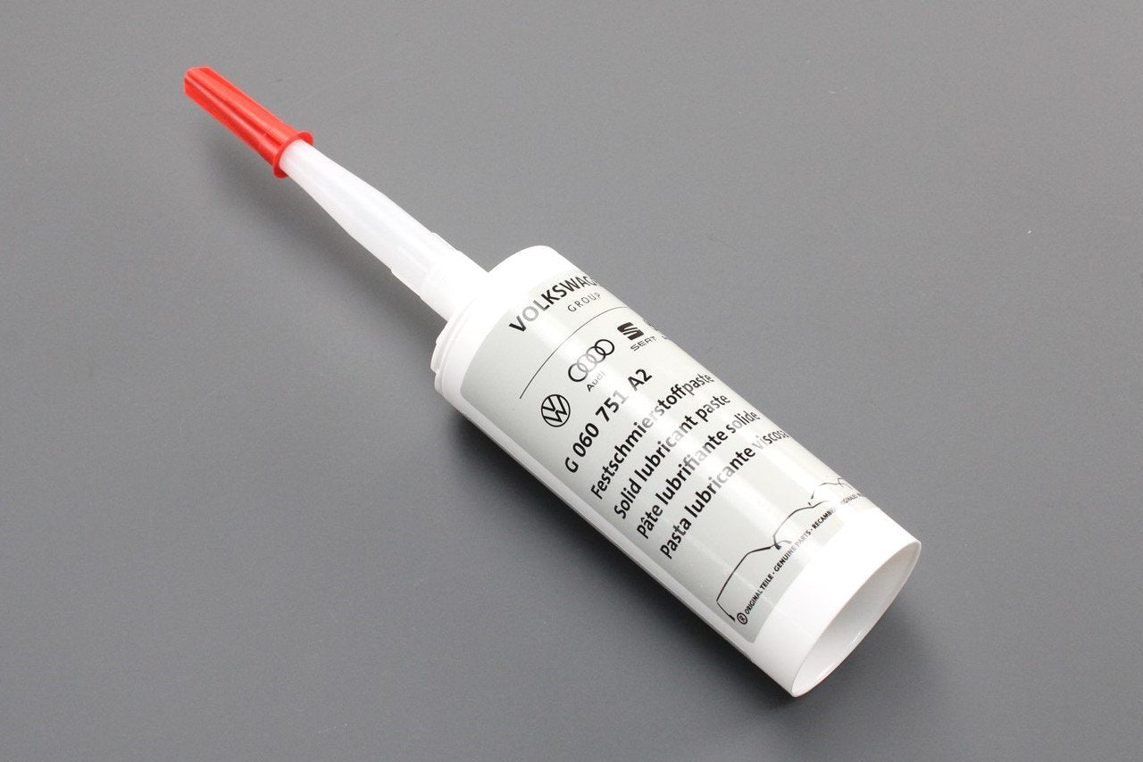 VW Golf MK7 Up! Audi A3 Q5 Skoda SEAT solid lubricant paste