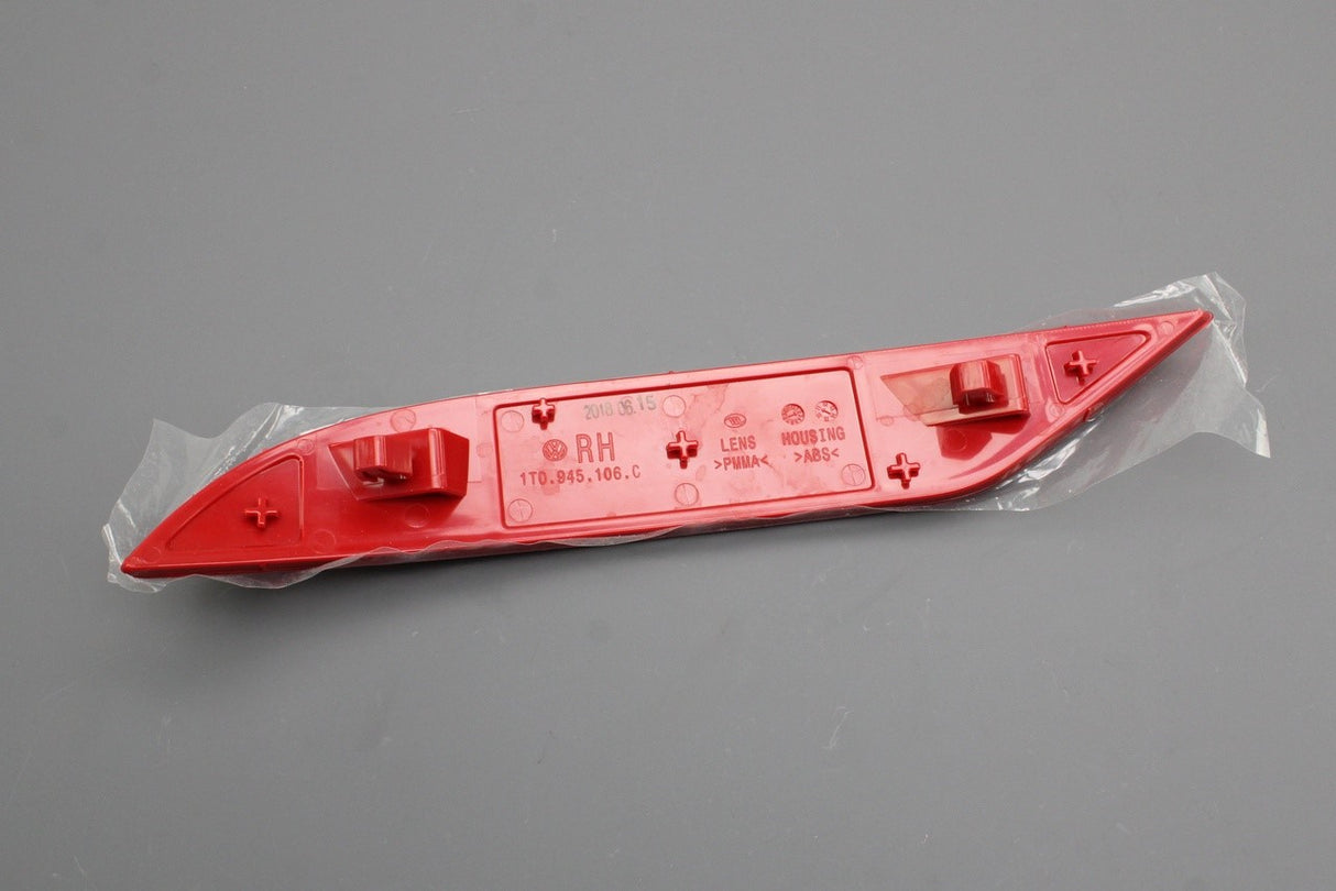 VW Touran 1T 2011-2015 rear light reflector (left) 1T0945105C