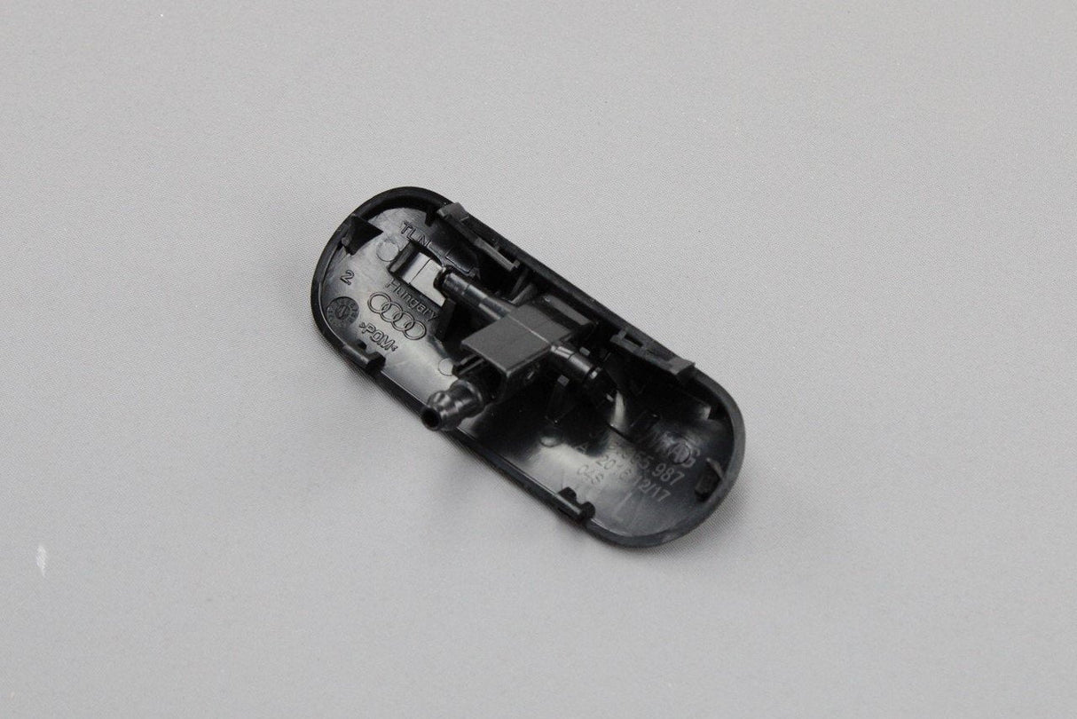 Skoda Superb 2015 - Onward windscreen water jet nozzle (Left) 3V0955987