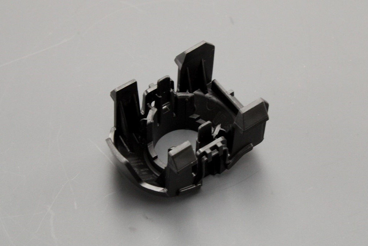 SEAT Tarraco 19-on parking sensor bracket (inner front right) 5FJ919492E