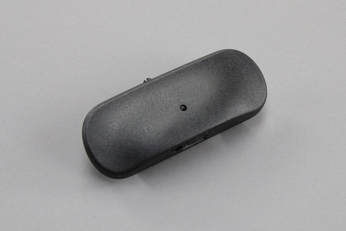 Skoda Superb 2015-On Heated windscreen washer nozzle (Right) 3V0955988A, view 1