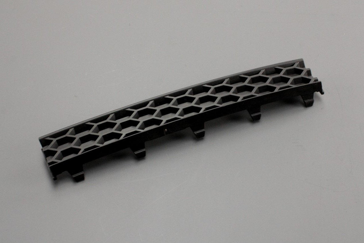 Audi A3 S-Line 09-13 bumper grille insert (rear right) 8P0807834 01C, view 1