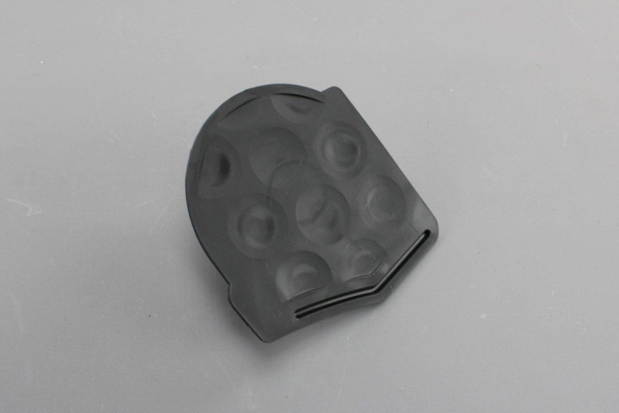 VW MK4 MK5 Passat Audi Skoda SEAT undertray cover bung (left) 1K0825961B