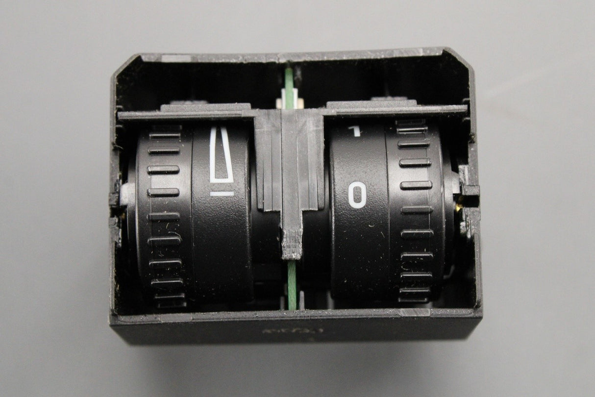 VW Caddy 16-on headlight level dash light adjust switch 2K0941333D REH
