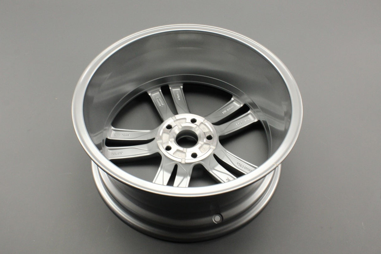 VW Golf MK7.5 R-Line 2017-20 18" sebring alloy wheel 5G0601025DC Z49