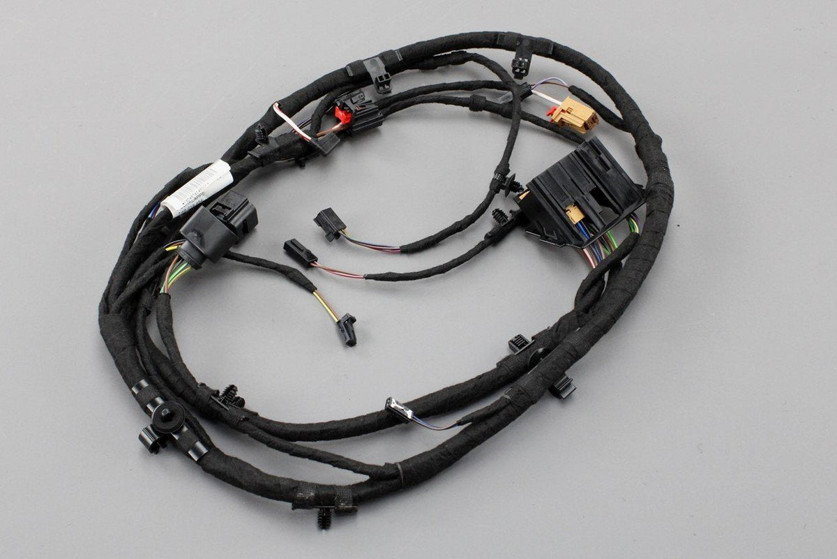 Skoda Karoq 2018-On tailgate boot lid wiring harness 57A971145D, view 1