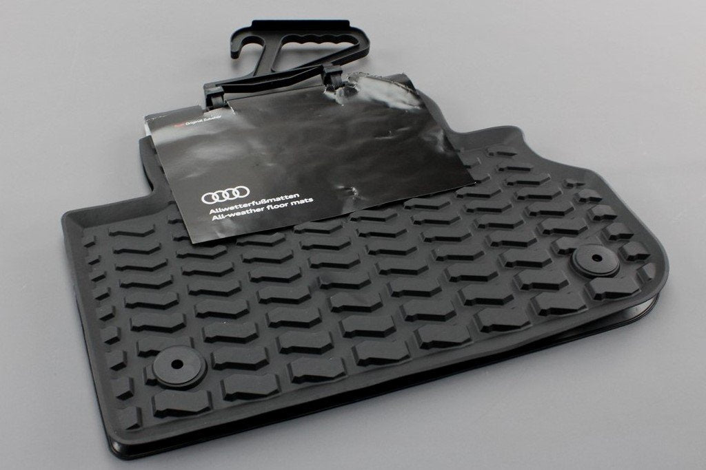 Audi Q5 SQ5 2017-on rear rubber floor mats set 80A061511 041