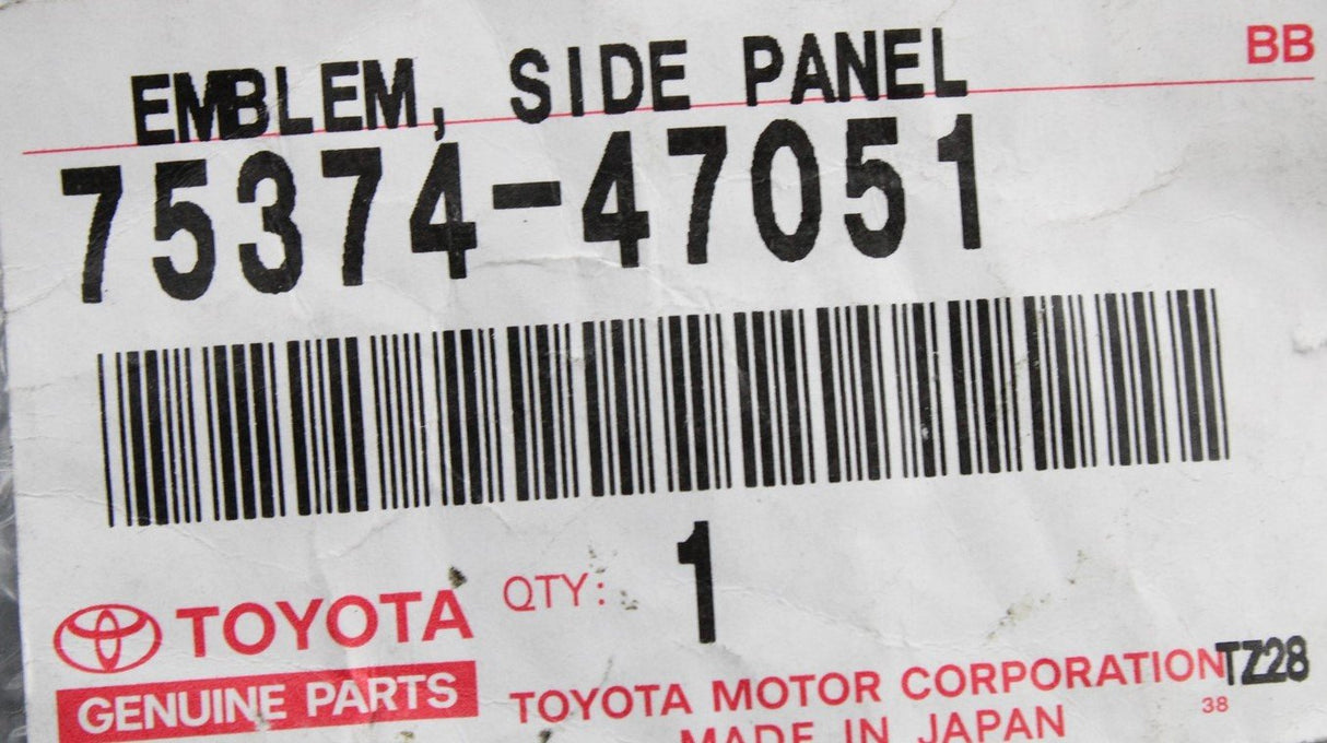 Toyota hybrid side panel badge 75374-47051