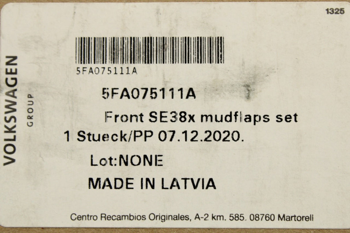 SEAT Leon ST 2020-on accessory mud flaps (front) 5FA075111A
