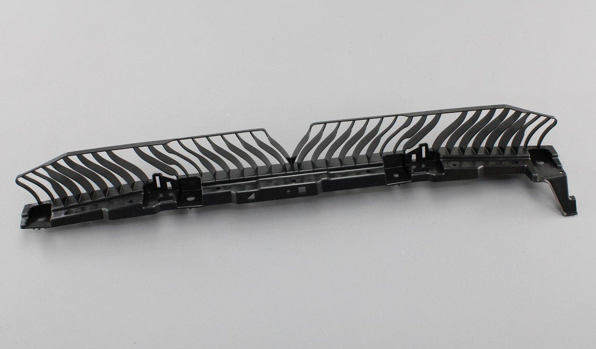 VW Polo AW 2018-on rear bumper bracket guide 2GS807863