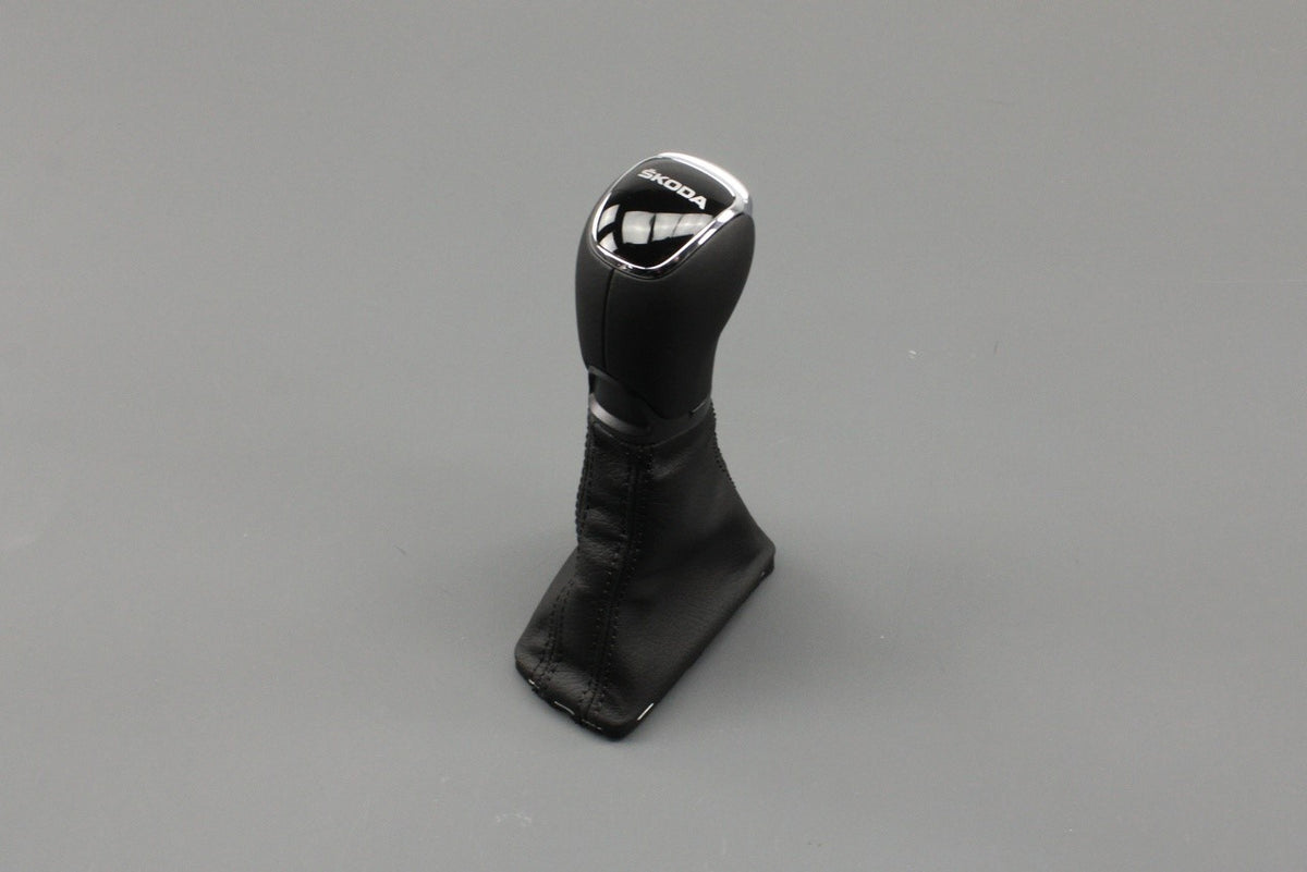 Skoda Fabia 15-23 RHD gear stick knob trim (automatic) 6V2713123AC WZI, view 1