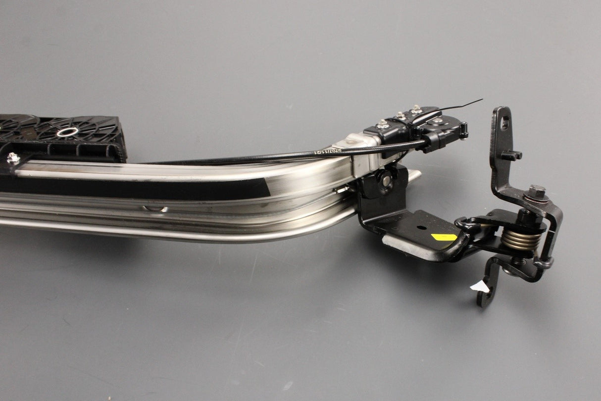VW Multivan T7 25-on electric sliding door guide rail (right) 7T0843532G