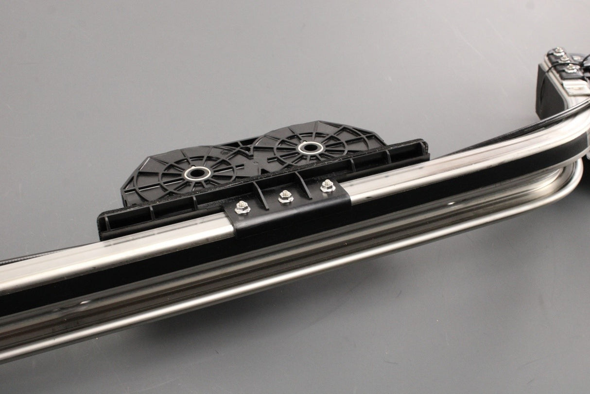 VW Multivan T7 25-on electric sliding door guide rail (right) 7T0843532G