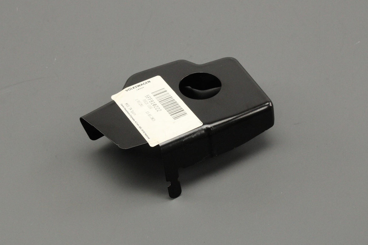 CUPRA Formentor 2021-on front sill end plate (right) 5FF810222