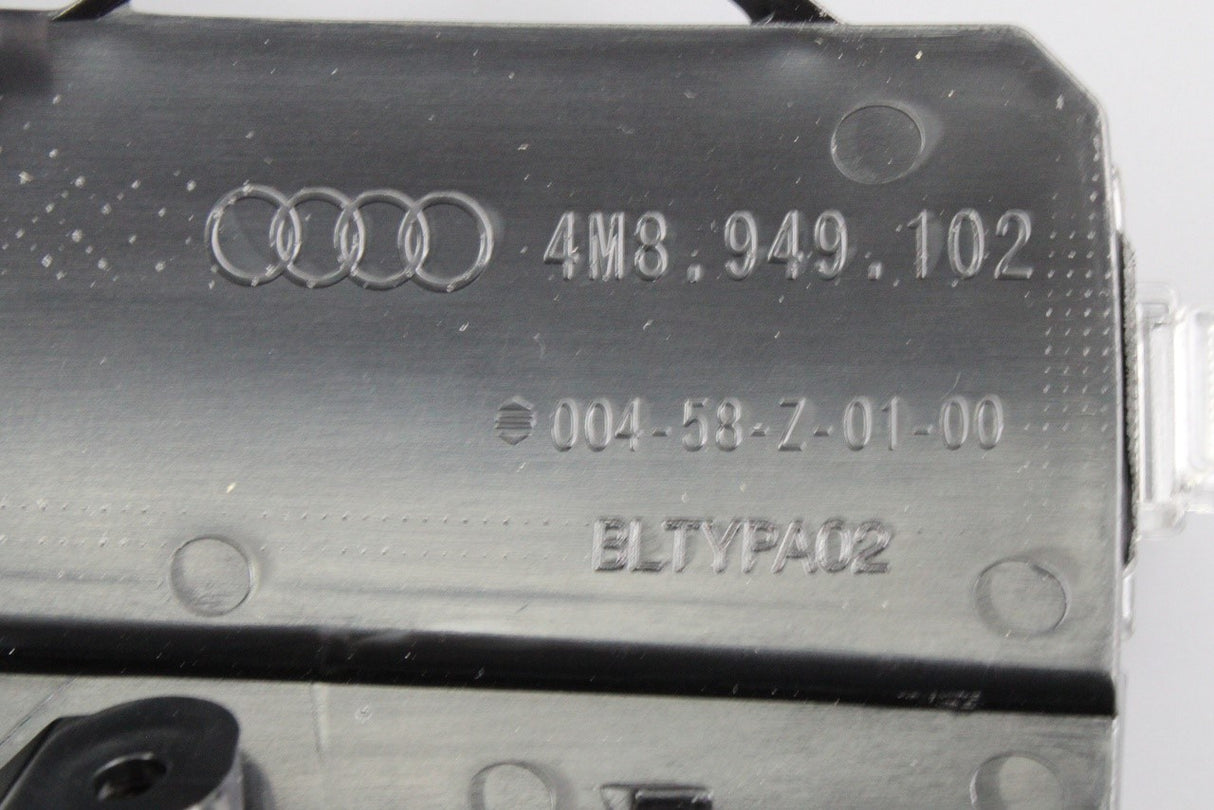 Audi Q8 RSQ8 2019-on wing mirror indicator (right) 4M8949102