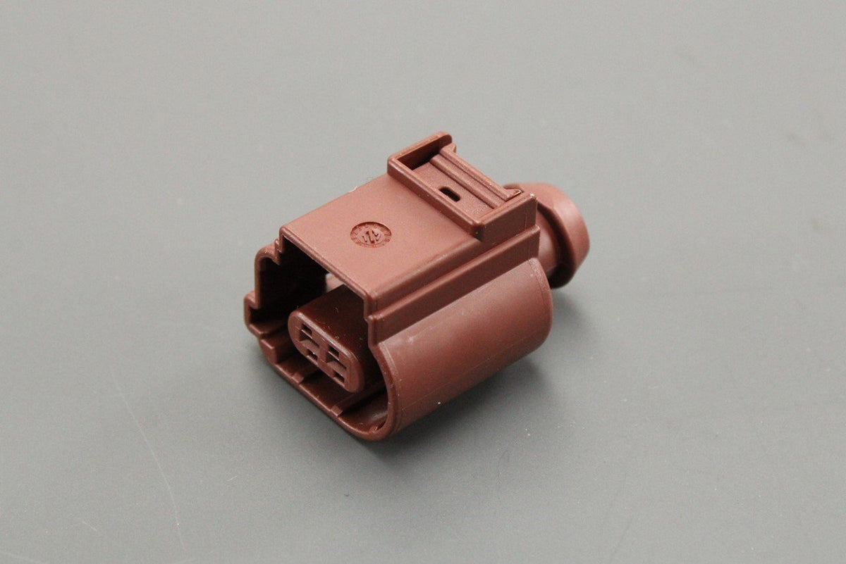 VW Golf MK8 Audi RS3 Skoda SEAT Arona 2 pin wiring connector 8K0973702A, view 1