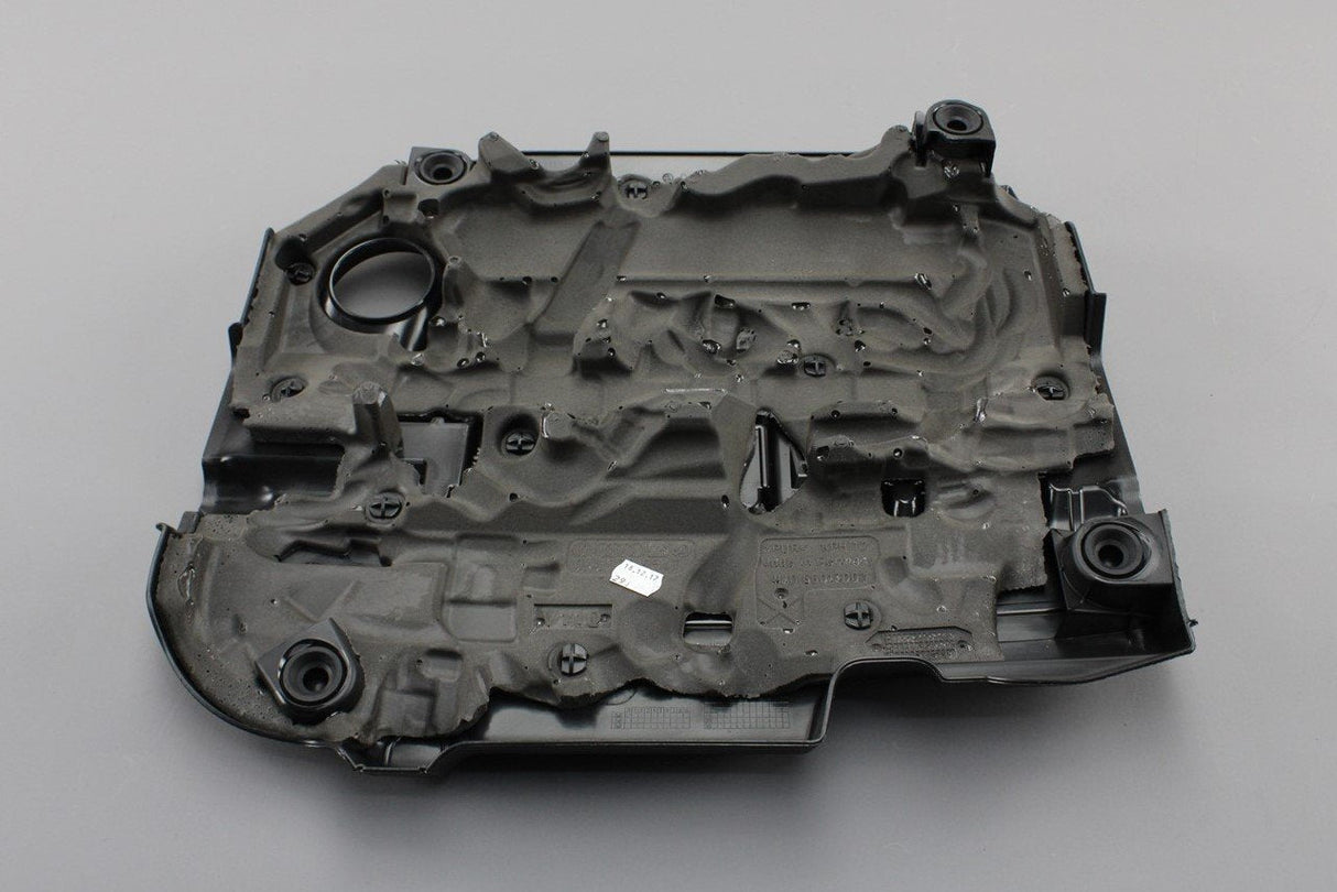 VW Golf 7 CC Tiguan Passat Scirocco 1.6 2.0 TDI engine cover 04L103925Q