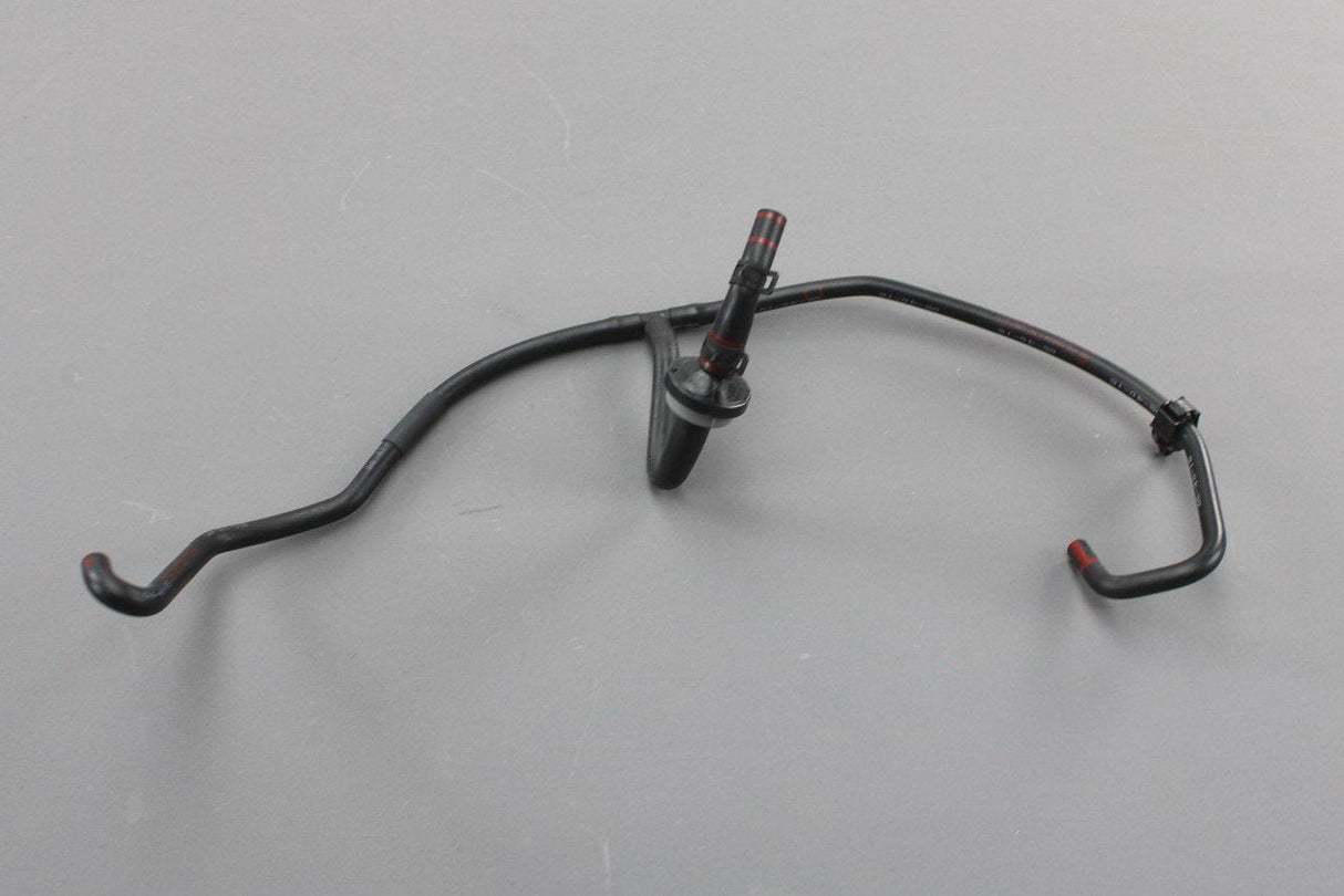VW Golf MK5 Tiguan 1.4 TSI intake breather hoses w/ valve 03C133778D