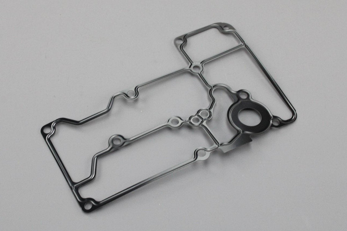 Audi A6 S6 A7 A8 RS6 RS7 10-18 Crankcase vent seal for 4.0 V8 079103161Q, view 1
