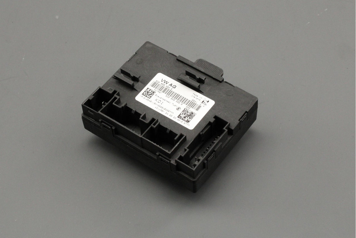 Audi A3 TT RS3 VW Golf Tiguan door control unit (left) 5Q0959592E Z00, view 1
