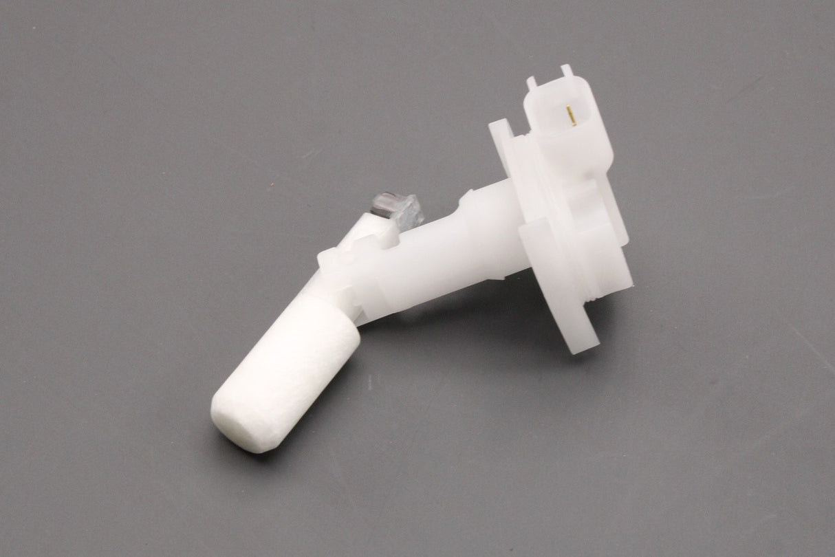 Range Rover 13-22 Discovery 5 2017-on screen wash level sensor LR110605