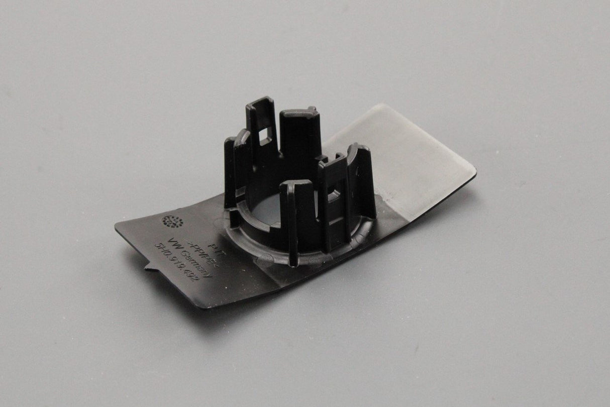 VW Golf MK8 2020-on parking sensor bracket (rear right) 5H0919492