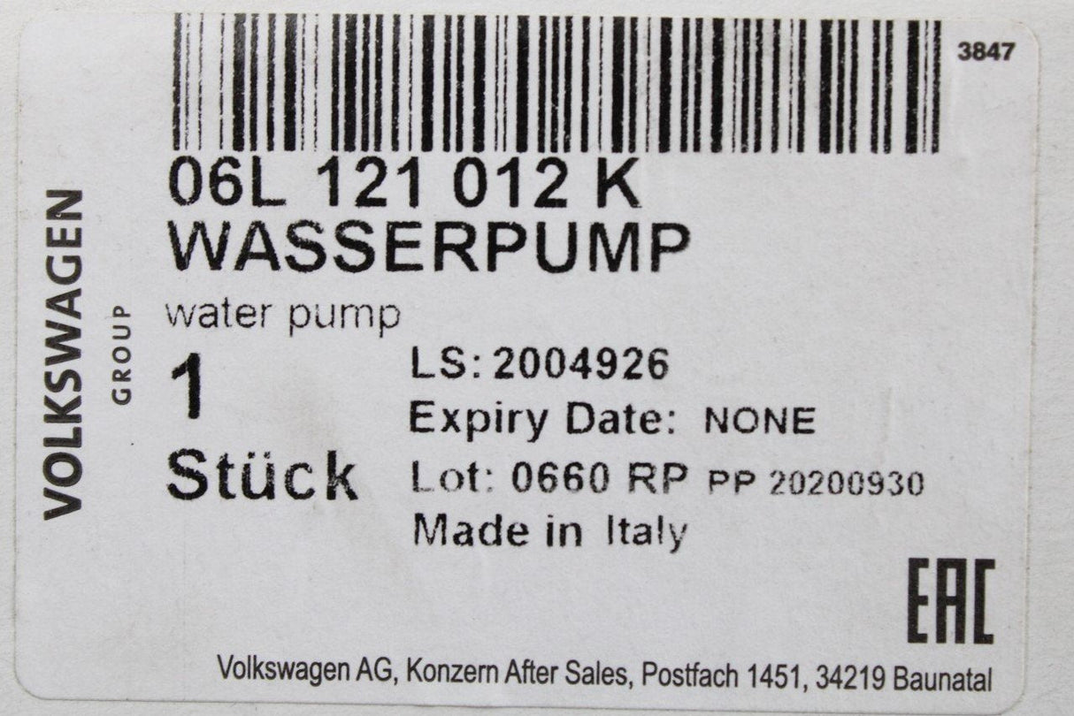Audi A3 S3 A4 S4 A5 S5 Q5 Q7 Q8 2.0 TFSI coolant pump 06L121012K