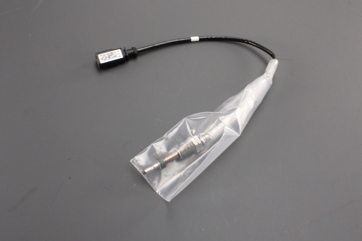 VW Crafter 2017-on 2.0 TDI exhaust gas temperature sensor 04L906088FS