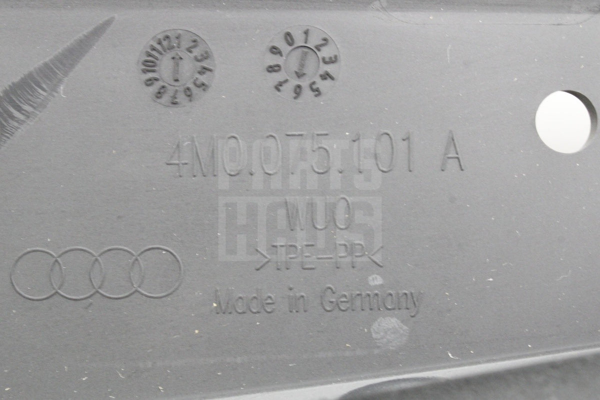 Audi Q7 2016-on accessory mud flaps (rear) 4M0075101A